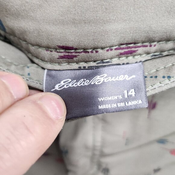 Eddie Bauer Womens Adventurer 2.0 Skort Size 14 Olive Green Arrow Print Hiking - Picture 4 of 6
